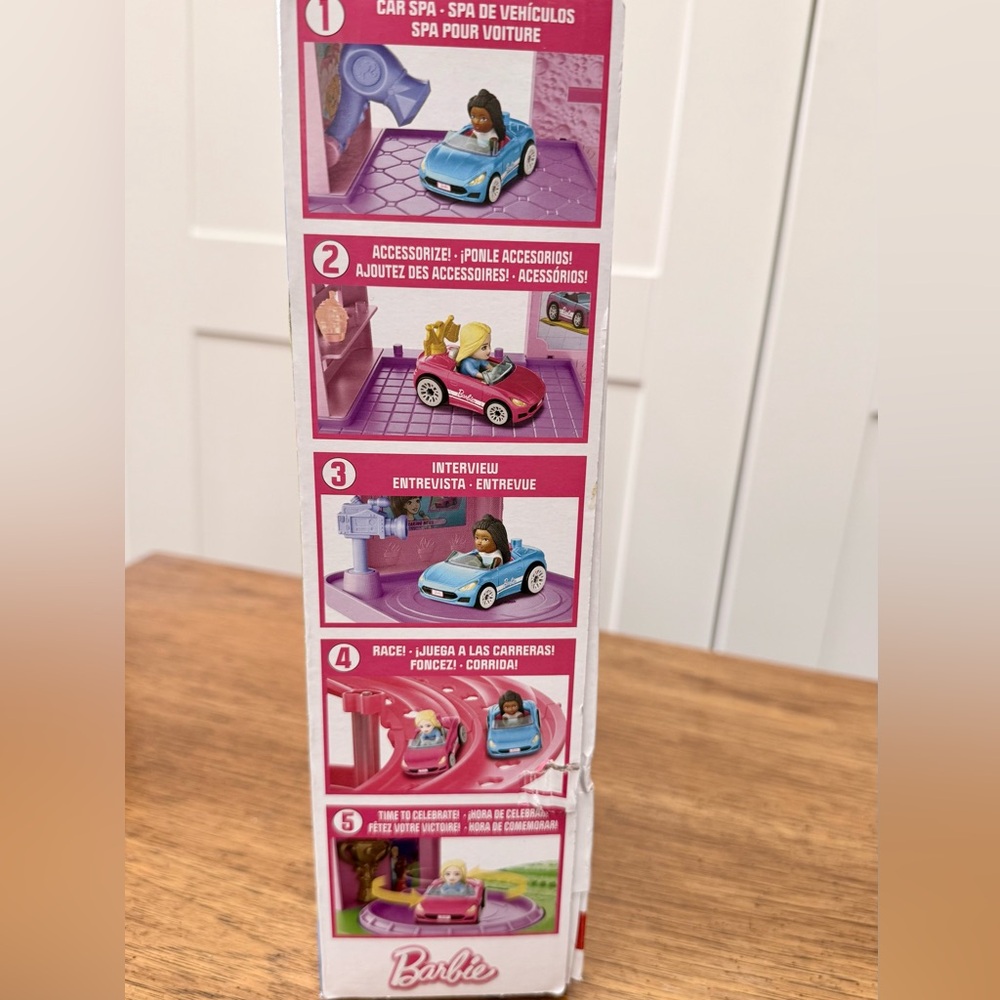 Fisher Price Little People Target Run Playset - Picture 8 of 9